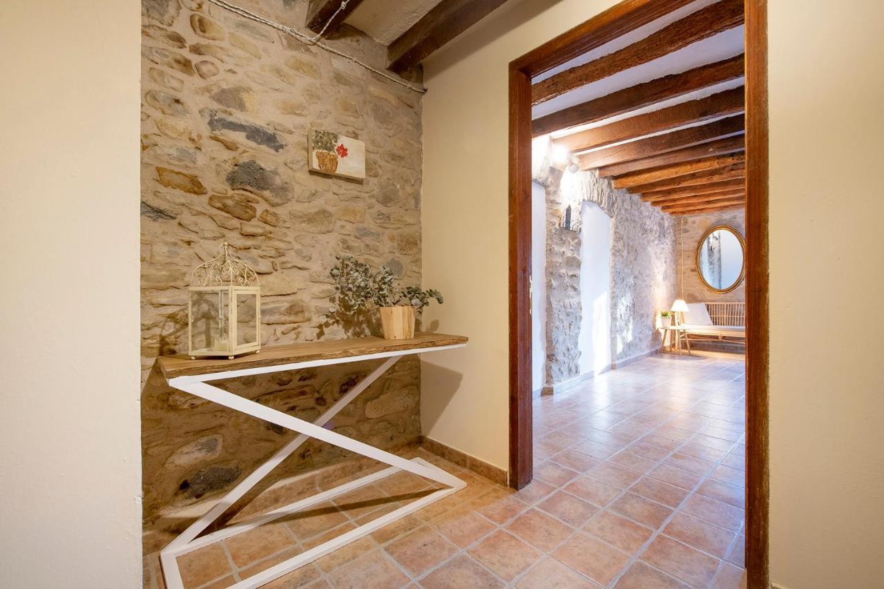 L'altell * Sant Jaume de Llierca